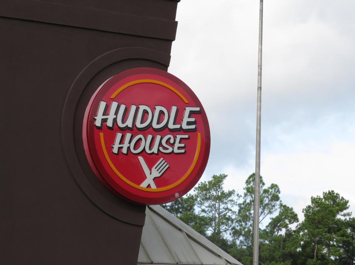 Travelodge By Wyndham Walterboro Bagian luar foto