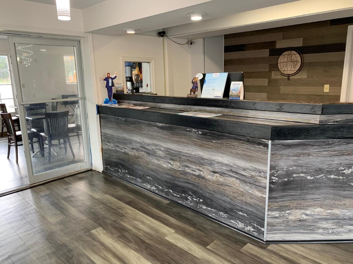 Travelodge By Wyndham Walterboro Bagian luar foto