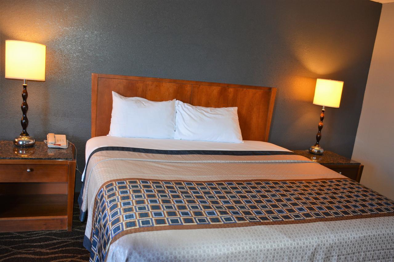 Travelodge By Wyndham Walterboro Bagian luar foto