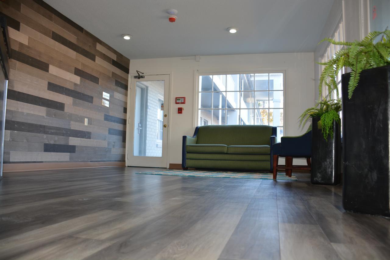 Travelodge By Wyndham Walterboro Bagian luar foto