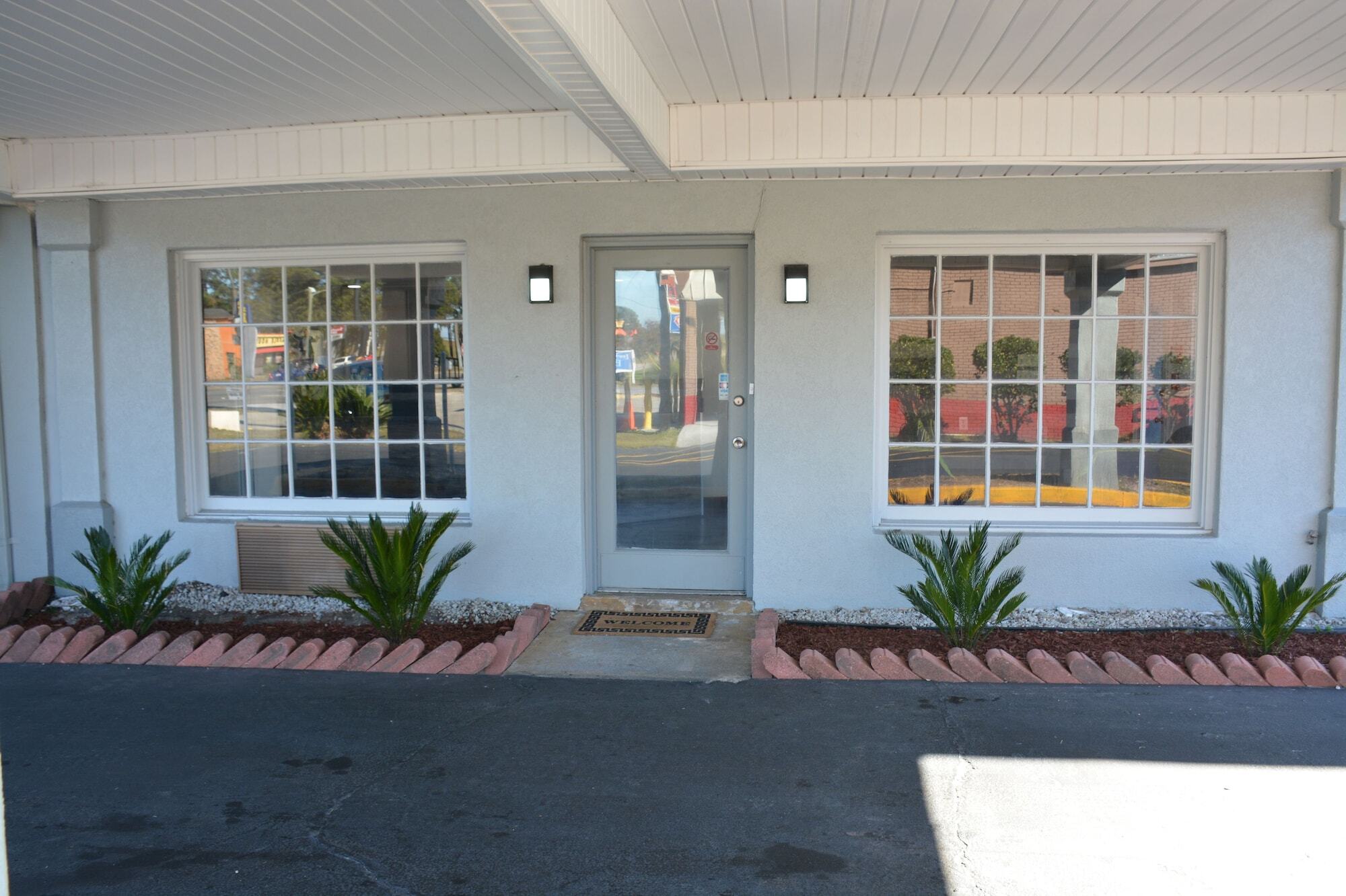 Travelodge By Wyndham Walterboro Bagian luar foto